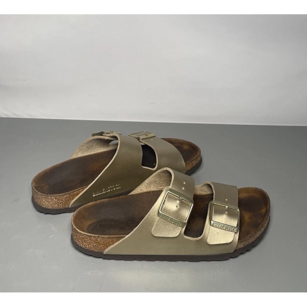 Birkenstock Arizona Gold Two Buckle Sandals Women's size 7
